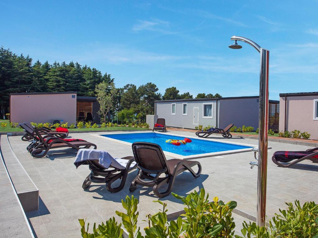 Camping Adria Mobile Homes In Camping Kastanija Novigrad Istria Extérieur photo