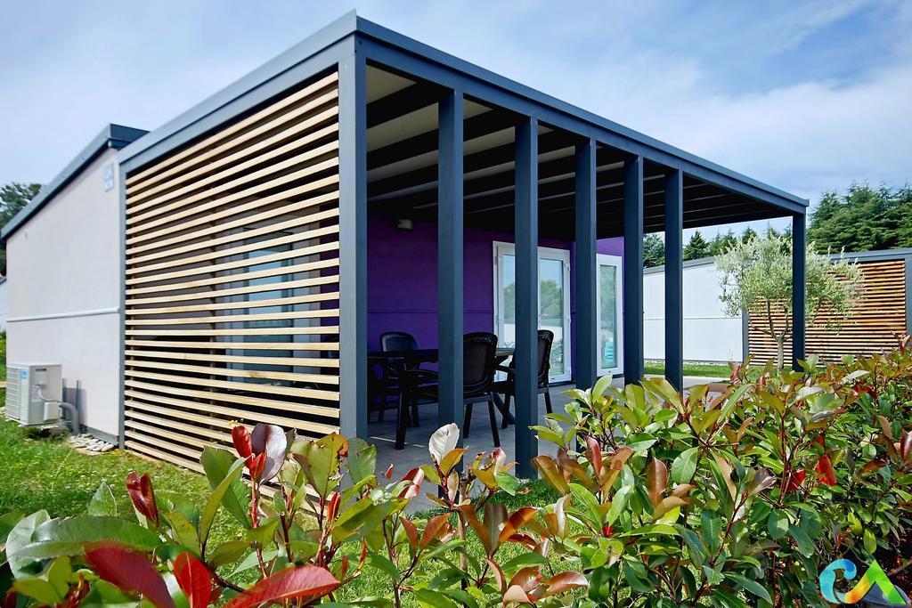 Camping Adria Mobile Homes In Camping Kastanija Novigrad Istria Extérieur photo